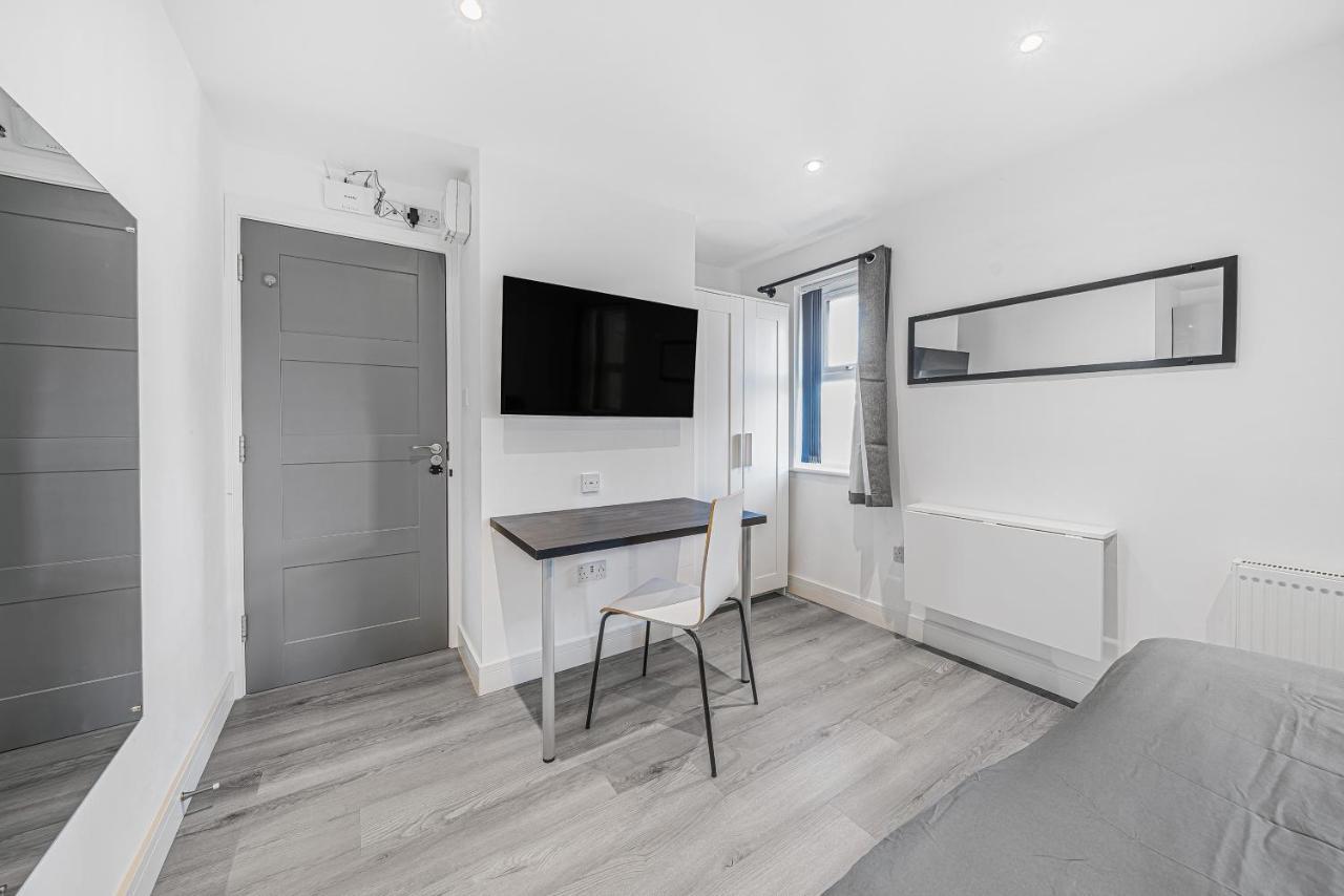 Top Floor Studio In Camberwell Лондон Экстерьер фото